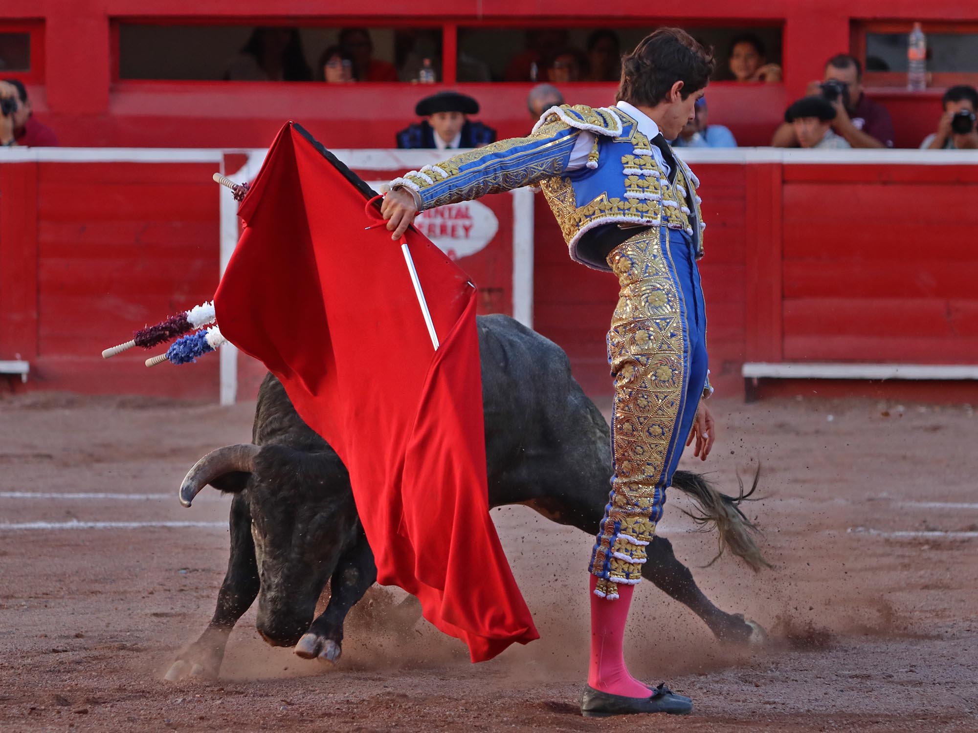 CRÓNICA MONTERREY (Méx) / TRIUNFÓ CASTELLA